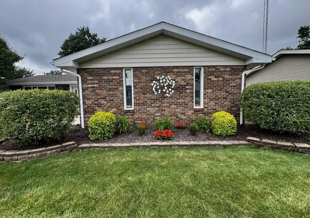 4th image of 954 Chippewa Dr, Crown Point, IN 46307 | MLS# 843687