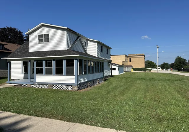 1st image of 311 S Clay St, Morocco, IN 47963 | MLS# 843764
