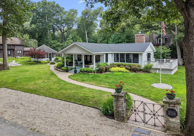 2nd image of 3749 Michiana Dr, Michiana Shores, IN 46360 | MLS# 843647