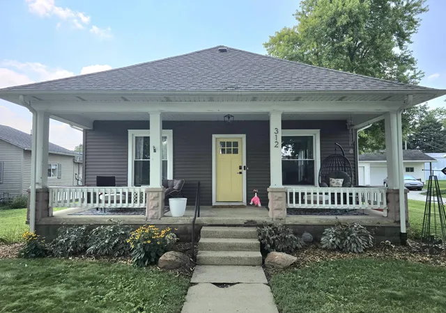 1st image of 312 N Arch St, Monon, IN 47959 | MLS# 843650