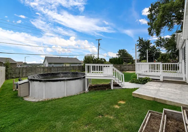 23rd image of 561 Eastwood Dr, Lowell, IN 46356 | MLS# 843813