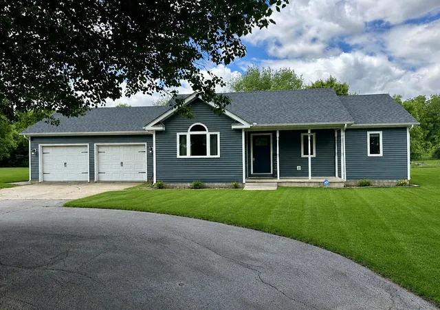 1st image of 10852 N 100 E, Wheatfield, IN 46392 | MLS# 843690