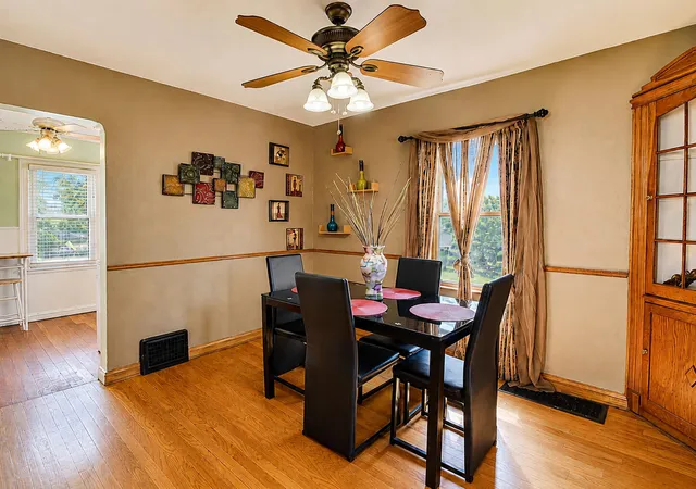 Photo 4 of Sale Pending at 914 E 176th Street, Hammond, IN 46324 | MLS# 843702 | Listing updated on 2026-08-22