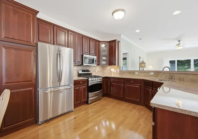 4th image of 8789 Forest Glen Ct, Saint John, IN 46373 | MLS# 843696