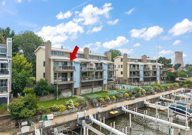 3rd image of 2 Marine Dr #8, Michigan City, IN 46360 | MLS# 843701