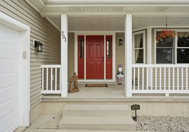 3rd image of 731 Oakbrook Dr, Hebron, IN 46341 | MLS# 843772