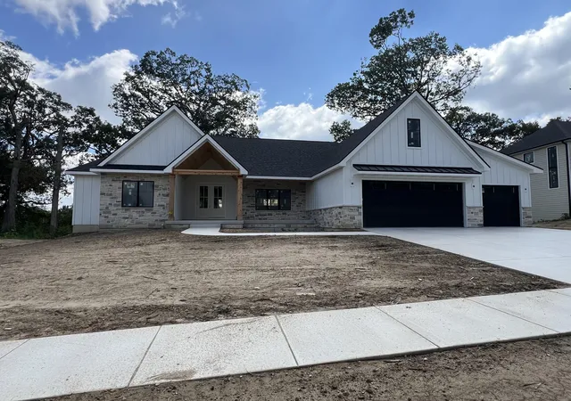 2nd image of 9635 Switch Grass Ln, Saint John, IN 46373 | MLS# 843709