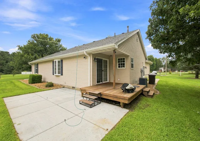 3rd image of 11398 N Pine Ct, Wheatfield, IN 46392 | MLS# 843858