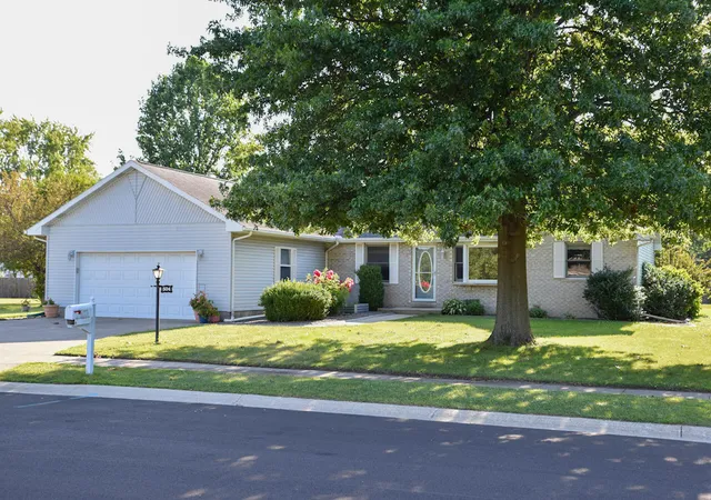 1st image of 504 Grassfork Ct S, Wanatah, IN 46390 | MLS# 843726