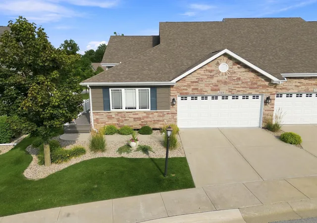 2nd image of 2315 Legend Cir, Chesterton, IN 46304 | MLS# 843732