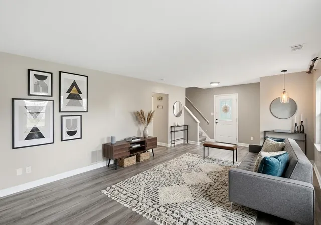 Photo 3 of Townhouse for sale at 1902 Burgundy St, Schererville, IN 46375 | MLS# 843730 | Listing updated on 2026-08-28