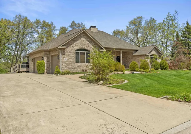 3rd image of 505 Brittany Ln, Dyer, IN 46311 | MLS# 843736