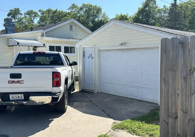 17th image of 1107 State St, Hobart, IN 46342 | MLS# 843740