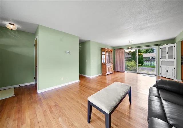 image of 3605 Sunset Dr, Valparaiso, IN 46383 | MLS# 844033
