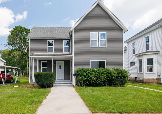 1st image of 127 S Park Ave, Rensselaer, IN 47978 | MLS# 843776