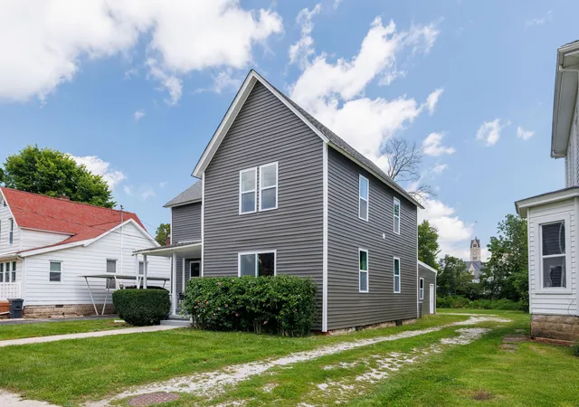 3rd image of 127 S Park Ave, Rensselaer, IN 47978 | MLS# 843776