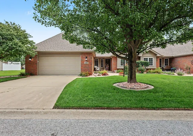 1st image of 6169 Avocet Cir, Hobart, IN 46342 | MLS# 843765