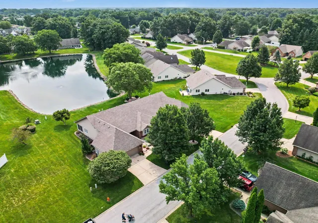 4th image of 6169 Avocet Cir, Hobart, IN 46342 | MLS# 843765