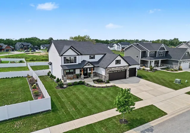 2nd image of 620 Sandra Dee Dr, Lowell, IN 46356 | MLS# 843771