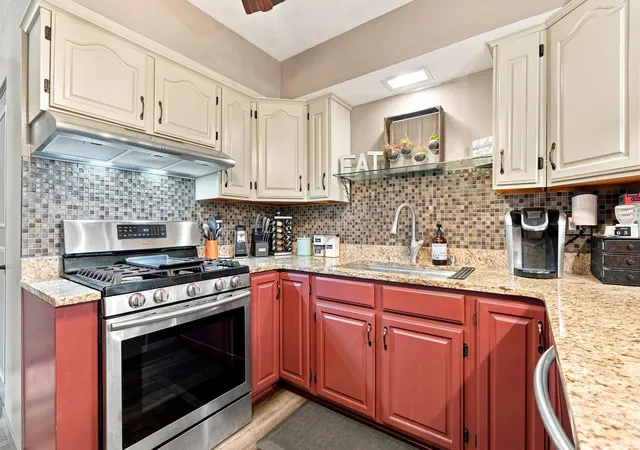 Photo 3 of Sale Pending at 5773 Taney Pl, Merrillville, IN 46410 | MLS# 843783 | Listing updated on 2026-09-03