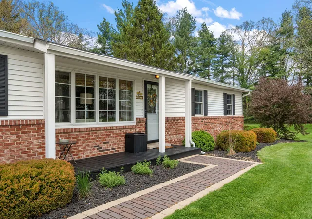 3rd image of 474 S 200 W, Valparaiso, IN 46385 | MLS# 843779