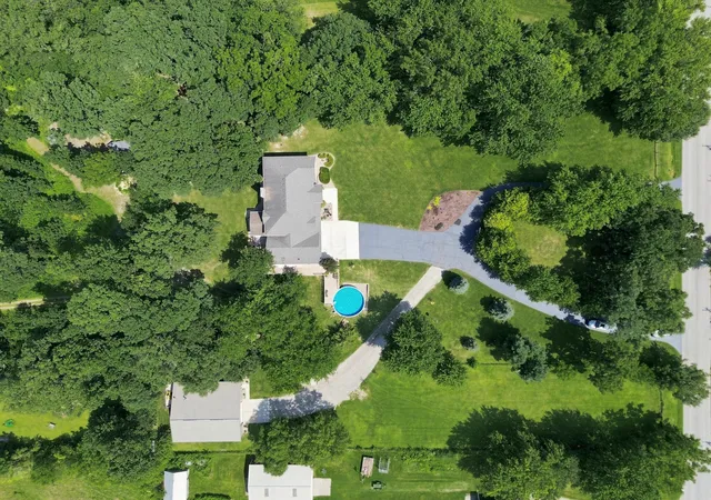 3rd image of 623 W 250 S, Hebron, IN 46341 | MLS# 843804
