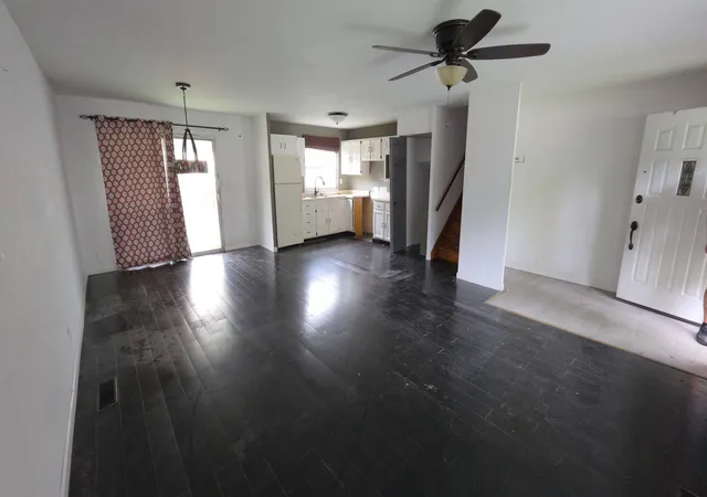 Photo 3 of Single family home for sale at 2742 Ohio St, Michigan City, IN 46360 | MLS# 843873 | Listing updated on 2026-08-16