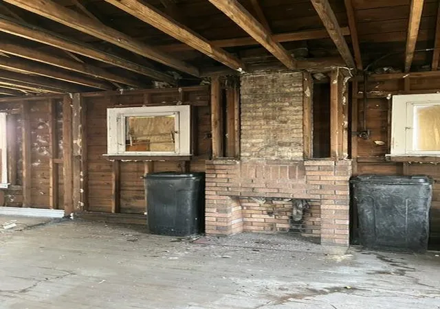4th image of 2037 Delaware St, Gary, IN 46407 | MLS# 843884