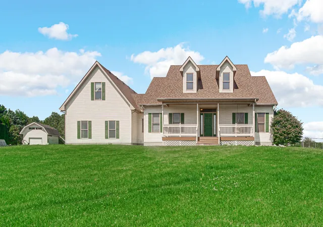 2nd image of 147 E 700 S, Kouts, IN 46347 | MLS# 843848