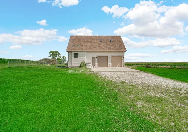 30th image of 147 E 700 S, Kouts, IN 46347 | MLS# 843848