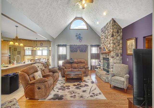 Photo 3 of Single family home for sale at 147 W 700 South, Kouts, IN 46347 | MLS# 843848 | Listing updated on 2026-09-03