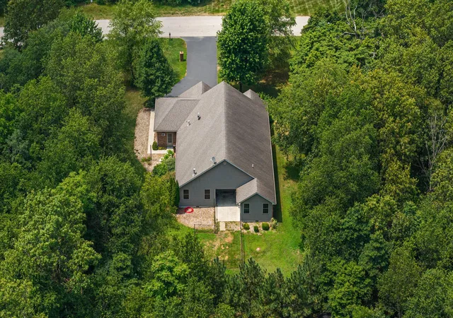 51st image of 11057 Pleasant Grove Dr, Wheatfield, IN 46392 | MLS# 843847