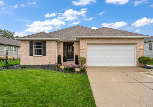 1st image of 10723 Heather Dr, Crown Point, IN 46307 | MLS# 843963
