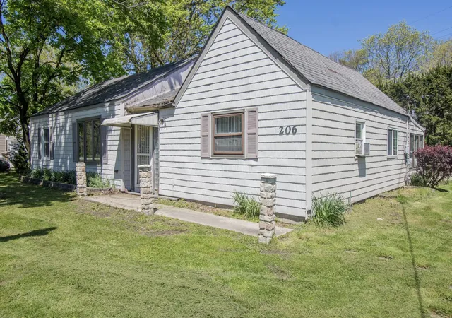 3rd image of 206 US 231, Crown Point, IN 46307 | MLS# 844052