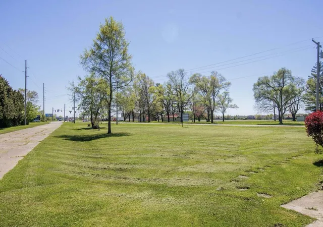 4th image of 206 US 231, Crown Point, IN 46307 | MLS# 844052