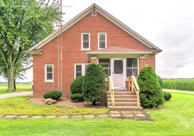 1st image of 502 S 250 W, Valparaiso, IN 46385 | MLS# 843889