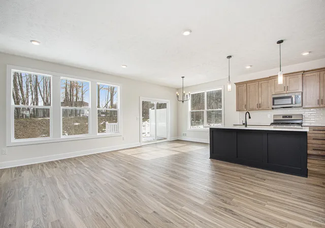 4th image of 1944 Park St, La Porte, IN 46350 | MLS# 843872