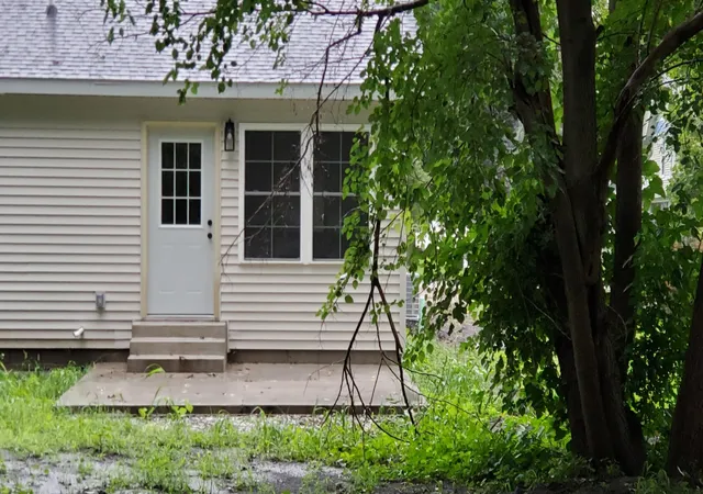18th image of 303 E Washington St, Kentland, IN 47951 | MLS# 843874