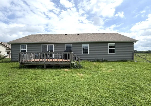 3rd image of 264 S Meadow Ln, Wheatfield, IN 46392 | MLS# 843927