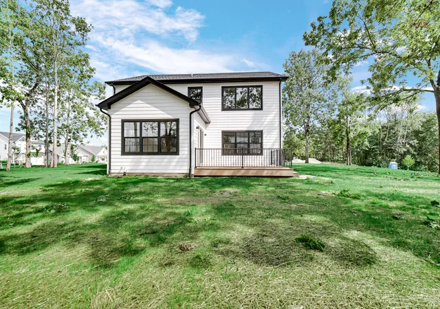 2nd image of 702 Ketill Ct, Crown Point, IN 46307 | MLS# 843901