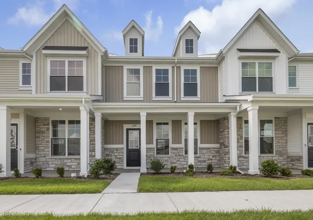 1st image of 13059 Carolina St, Crown Point, IN 46307 | MLS# 843912