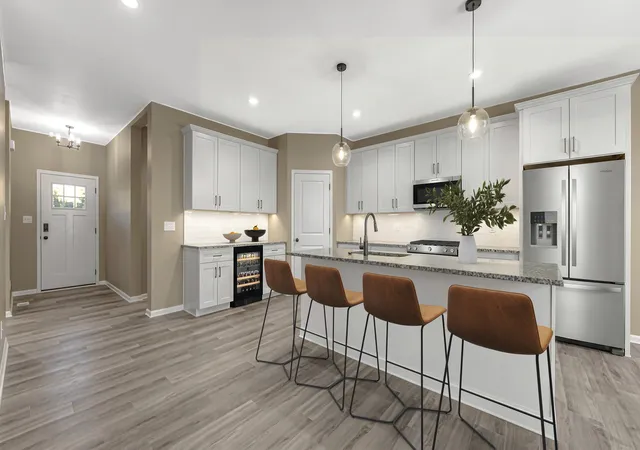 2nd image of 716 Ketill Tr, Crown Point, IN 46307 | MLS# 843909