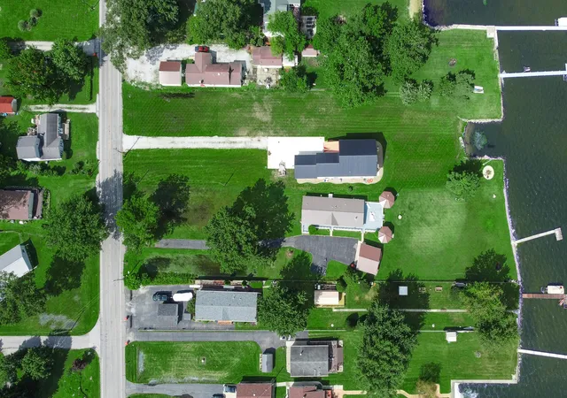 Photo 3 of Sale Pending at 6877 S State Rd 10, Knox, IN 46534 | MLS# 843955 | Listing updated on 2026-08-24