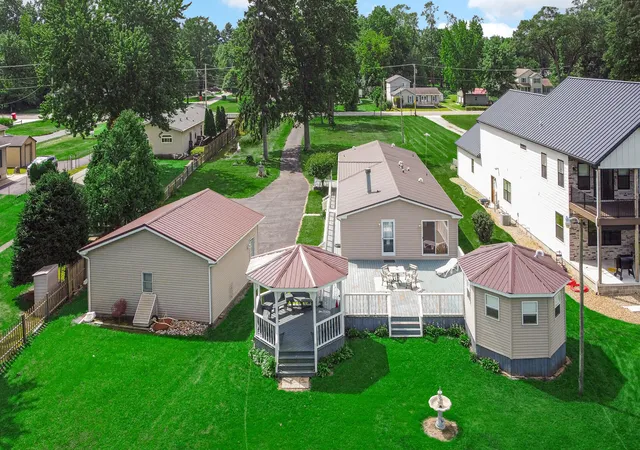 Photo 4 of Sale Pending at 6877 S State Rd 10, Knox, IN 46534 | MLS# 843955 | Listing updated on 2026-08-24