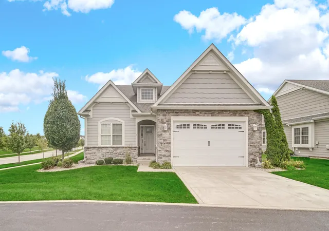 1st image of 10370 White Sand Ln #A, Dyer, IN 46311 | MLS# 843982