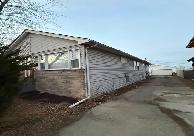 2nd image of 1347 Sherman St, Hammond, IN 46320 | MLS# 843929