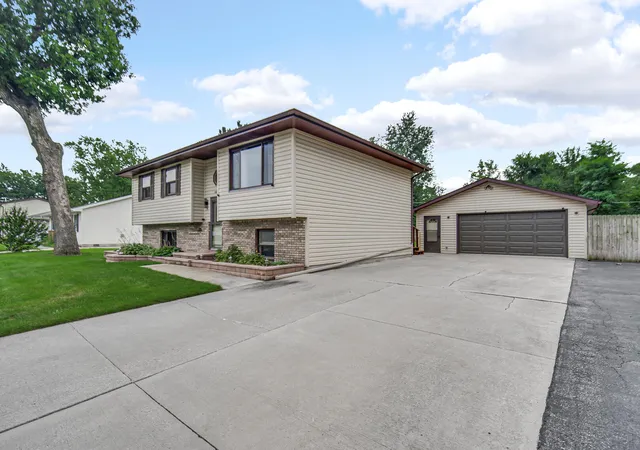 25th image of 5083 Sunrise Ave, Portage, IN 46368 | MLS# 843995