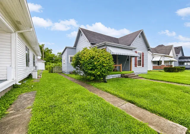 3rd image of 311 Howard St, Shelbyville, IN 46176 | MLS# 843970