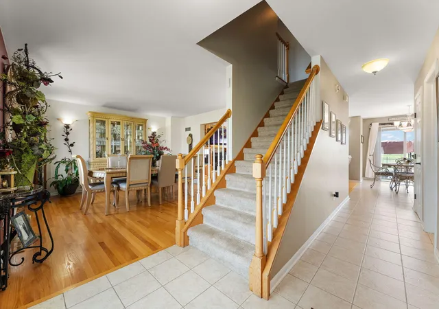 4th image of 516 Seminary Dr, Dyer, IN 46311 | MLS# 843991