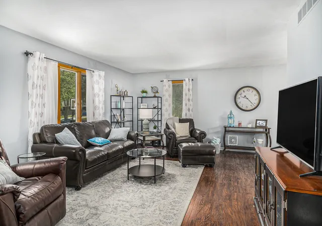 2nd image of 7650 W 84th Pl, Crown Point, IN 46307 | MLS# 843990